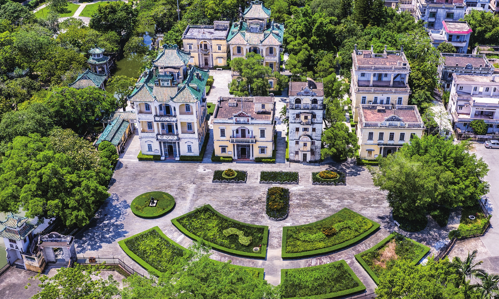 An exterior view of Kaiping Diaolou 