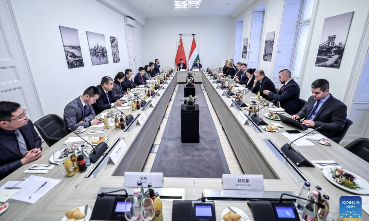 This photo taken on Jan. 13, 2026 shows a breakfast meeting co-hosted by the Hungarian Ministry of Justice and the Association of Chinese Enterprises in Hungary in Budapest, Hungary, on Jan. 13, 2026. Hungarian Minister of Justice Bence Tuzson on Tuesday praised the contributions of Chinese enterprises to Hungary's economic and social development. (Photo by David Balogh/Xinhua)
