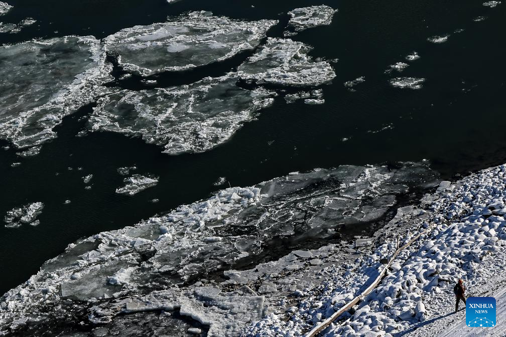 Ice floes drift on the Danube River in Budapest, Hungary, on Jan. 12, 2026. (Photo by David Balogh/Xinhua)