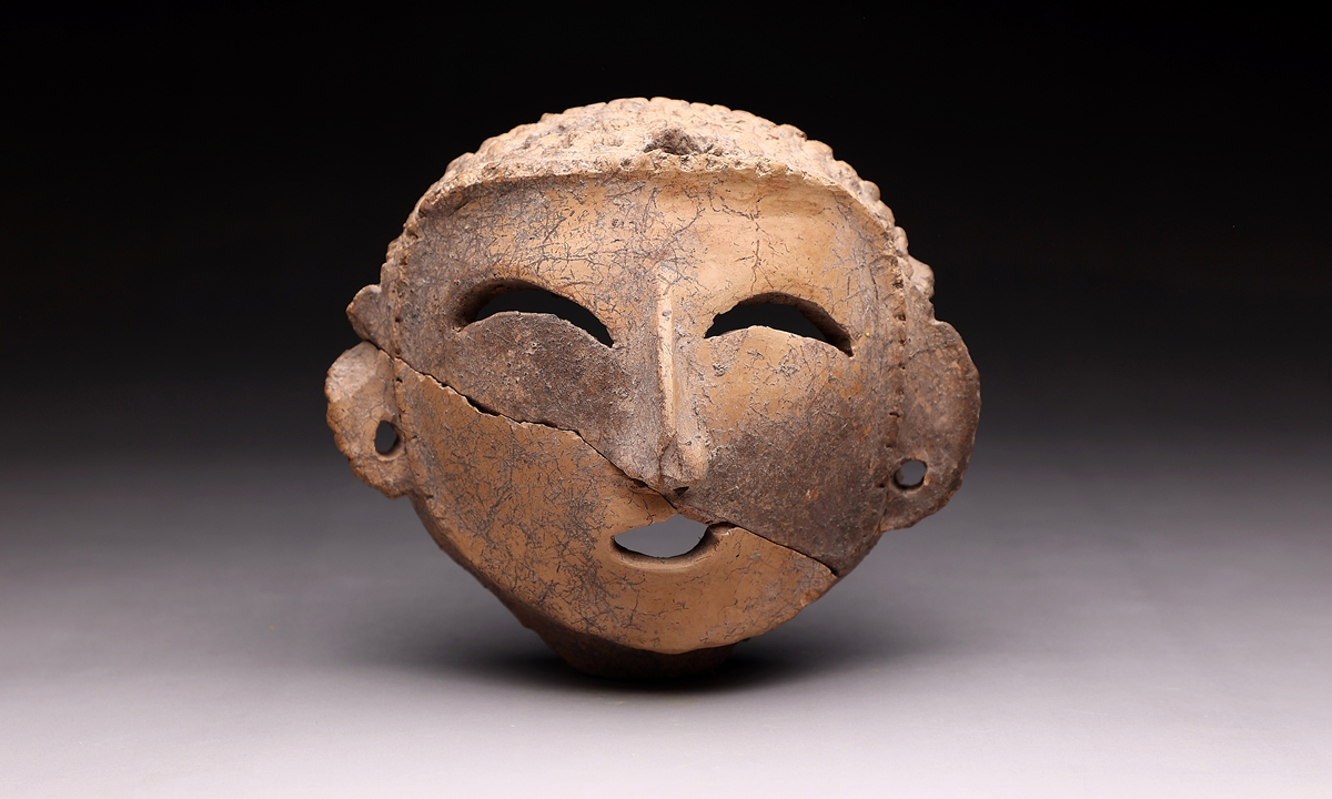 The human-face pottery ware unearthed from the Jiangjia site Photo: Courtesy of Shaanxi Academy of Archaeology
