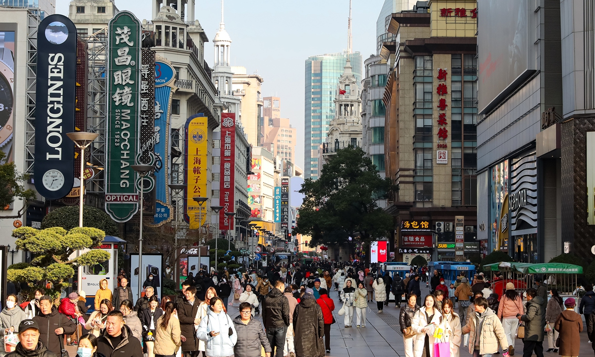 A view of Nanjing Road in Shanghai on January 7, 2026 Photo: VCG