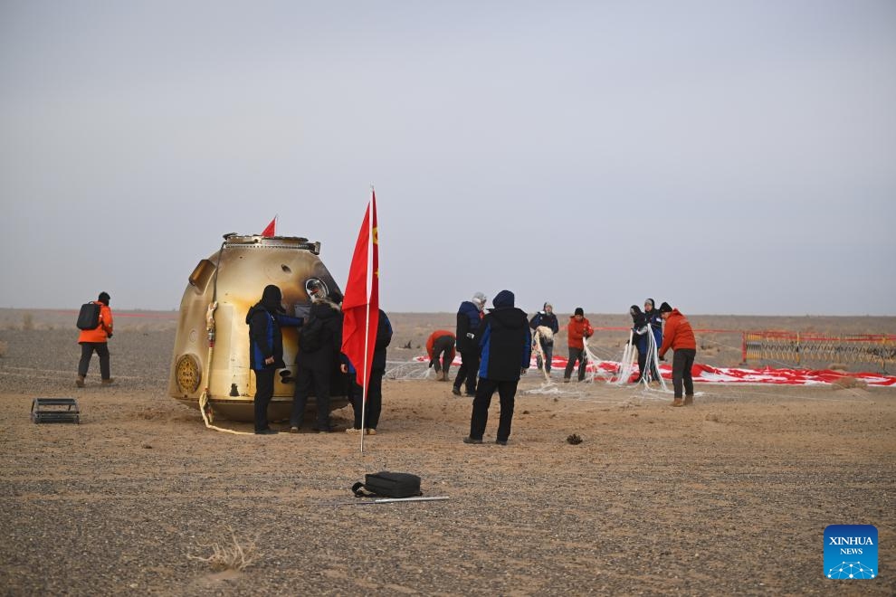 The return capsule of the Shenzhou-20 spaceship is pictured at the Dongfeng landing site in north China's Inner Mongolia Autonomous Region on Jan. 19, 2026. (Photo: Xinhua)