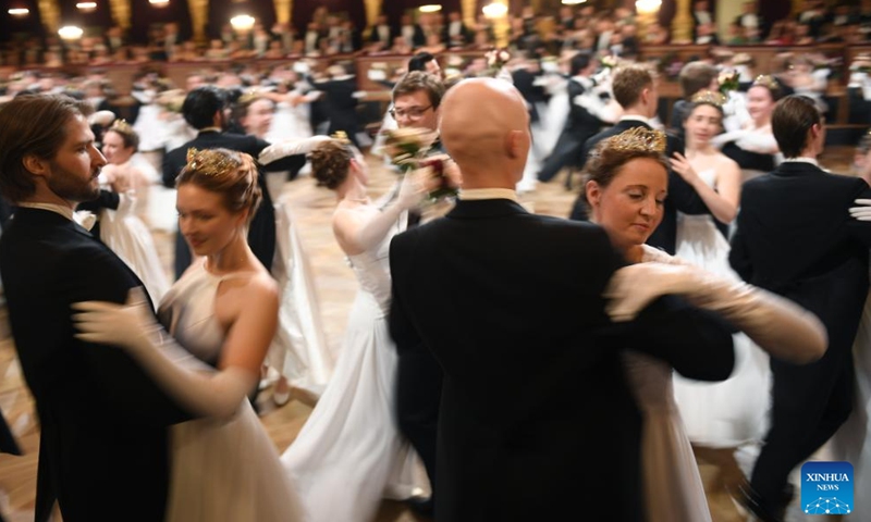 People attend the 83rd Vienna Philharmonic Ball in Vienna, Austria, Jan. 22, 2026. (Xinhua/He Canling)

