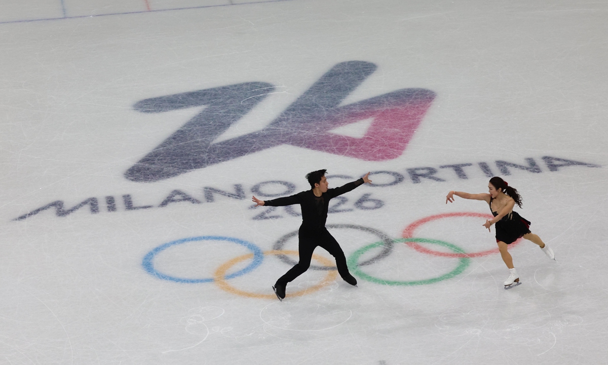 Sui Wenjing and Han Cong compete in pairs short program during the Milano Cortina 2026 Winter Olympic Games at Milano Ice Skating Arena on February 6, 2026. Photo: VCG