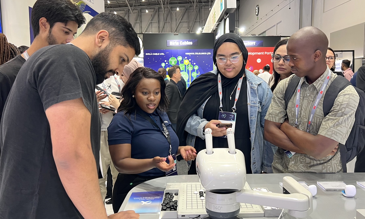 Guests visit the Chinese enterprise exhibition area at the 2025 Africa Tech Festival in Cape Town, South Africa, on November 11, 2025.Photo: VCG
