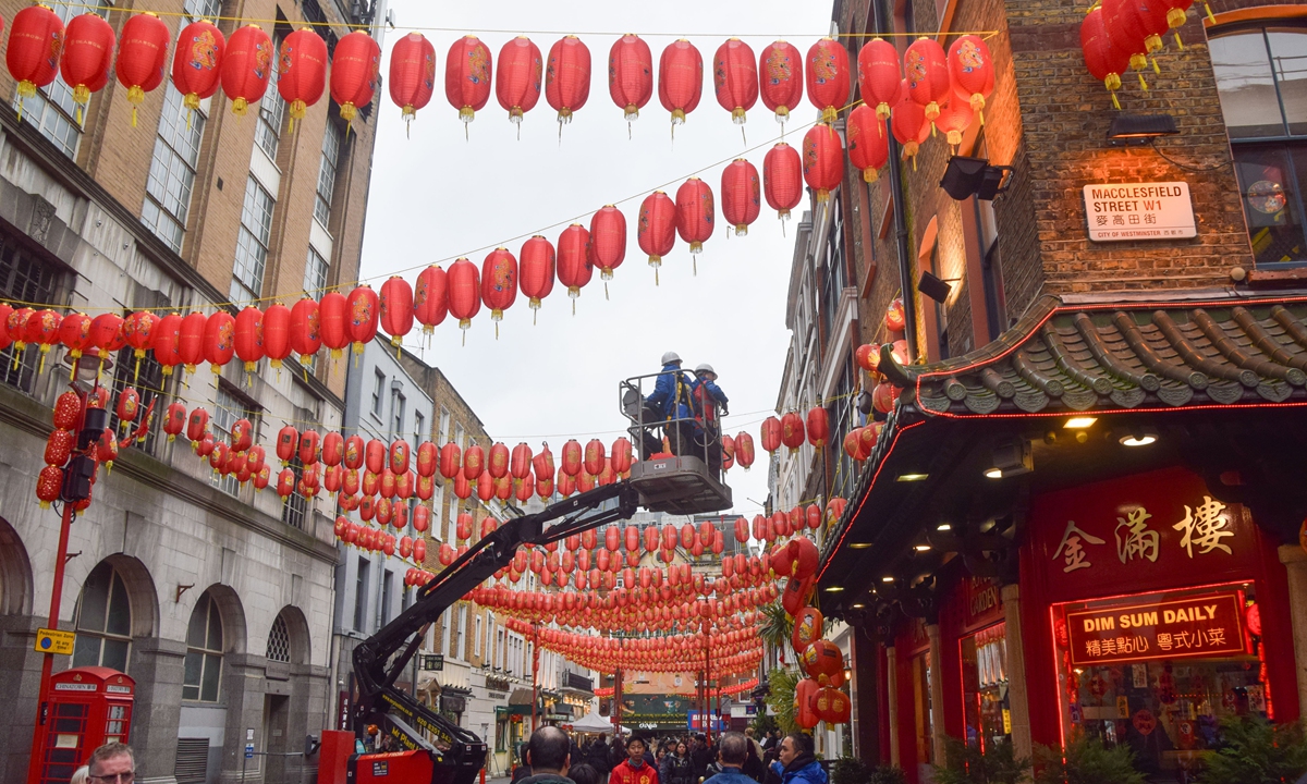 Workers install new decorative red lanterns in Chinatown in London, UK, on February 9, 2025, ahead of the Chinese New Year. China's Spring Festival will fall on February 17 this year, marking the beginning of the Year of the Horse. Photo: VCG