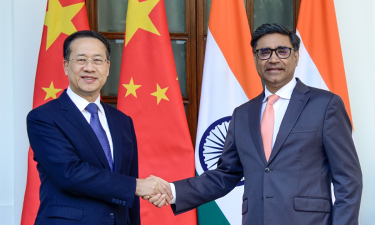 China, India senior officials hold 'friendly, candid and in-depth' strategic dialogue'; Chinese expert regards it as a continuation of 'positive momentum in bilateral ties'