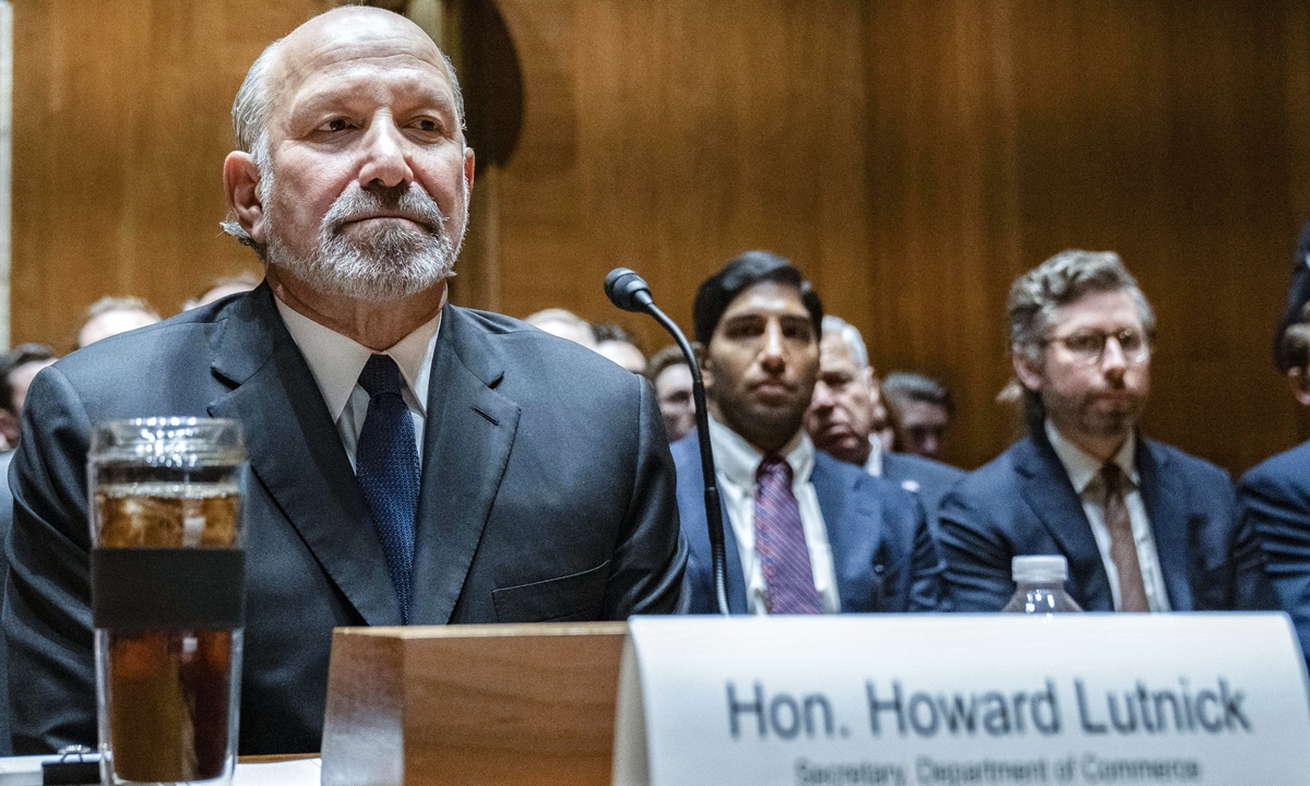 US commerce chief under fire over Epstein ties as resignation calls grow; media see stepping down unlikely, Chinese experts note case exposes dysfunction in US accountability system