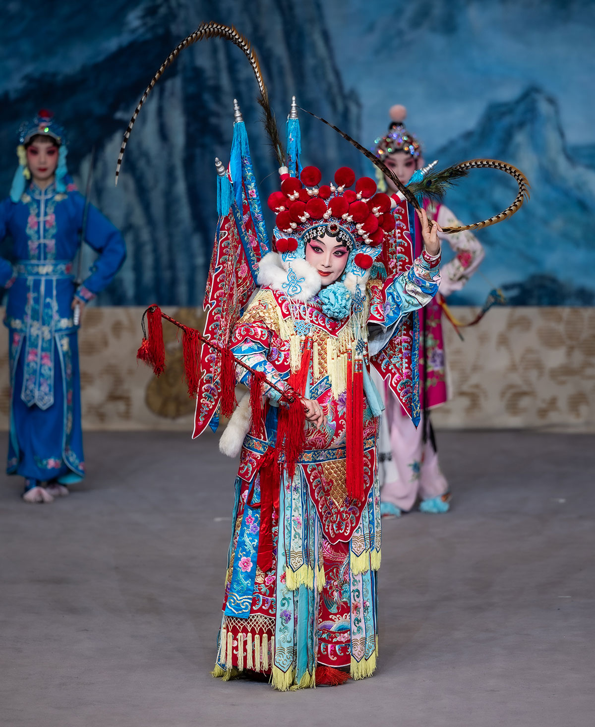 Dai Zhongyu, an actress from the National Peking Opera Company, plays the role of Mu Guiying in Beijing People's Theatre on January 18, 2026. Photo: Courtesy of National Peking Opera Company