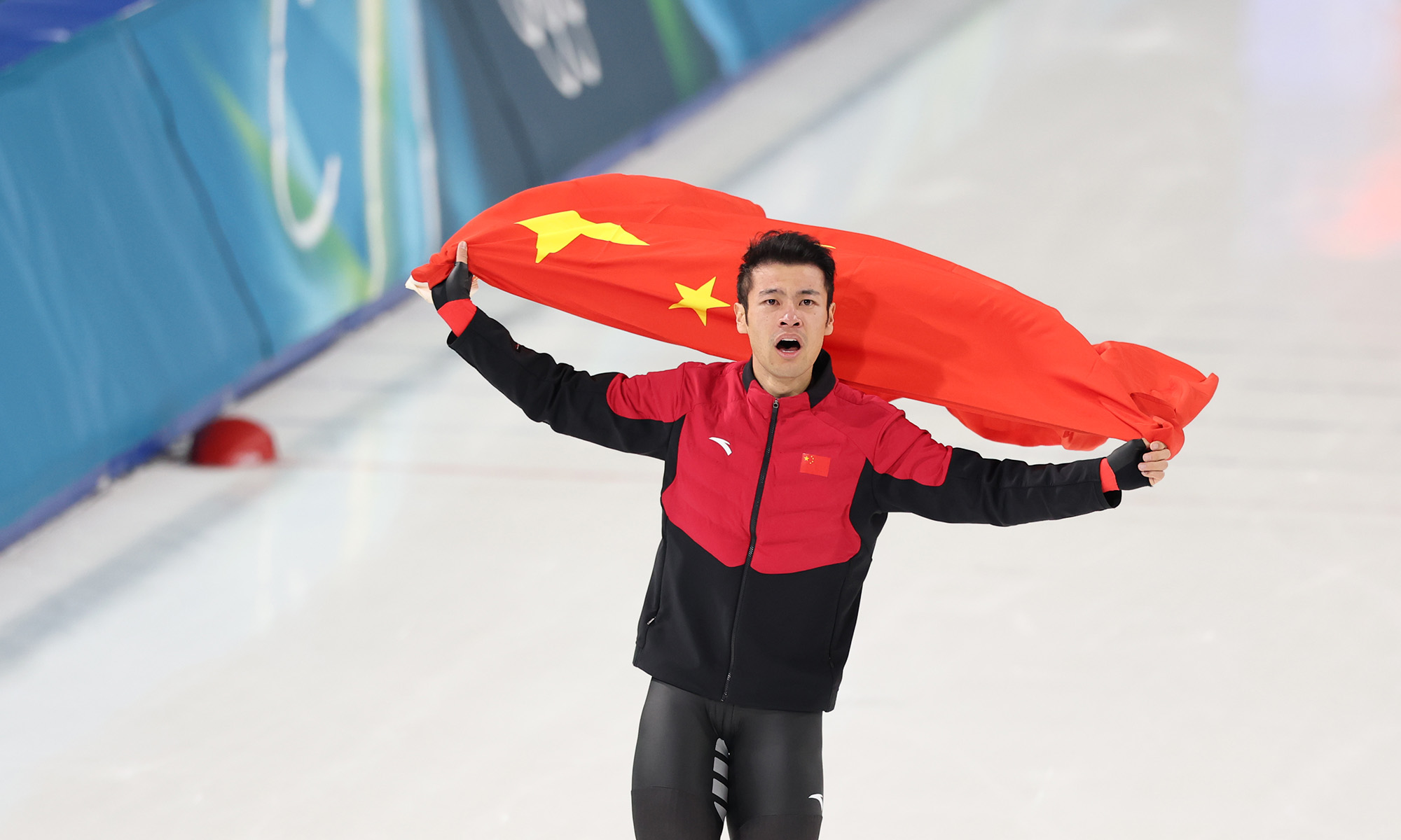China's Ning Zhongyan clinches 1,500m speed skating gold with new Olympic record