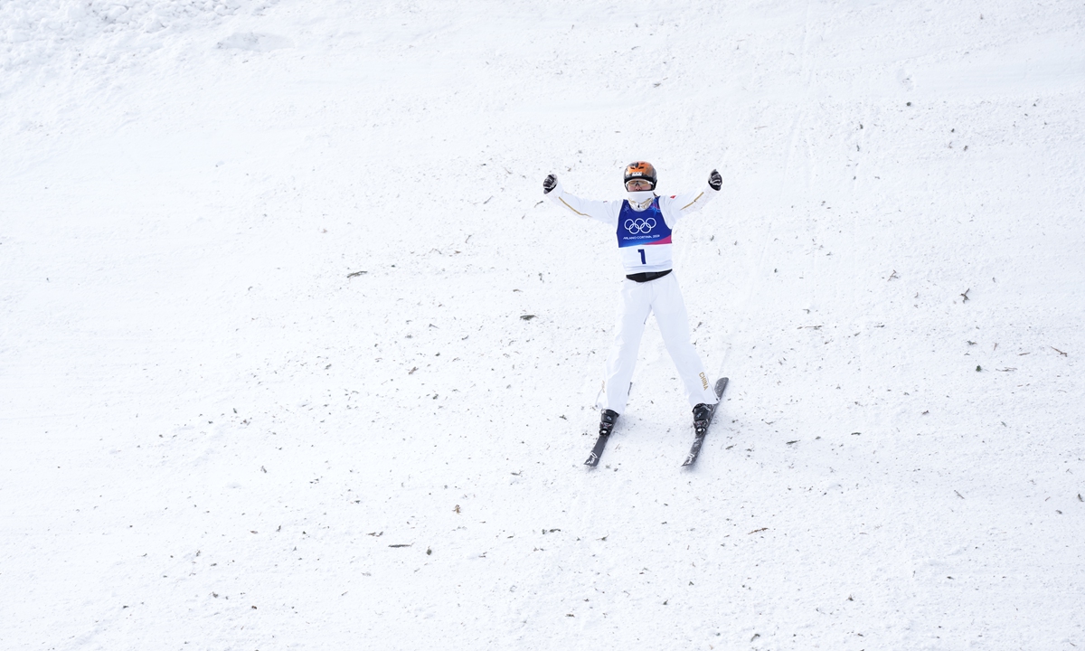 China's Xu Mengtao wins women's freeski aerials at Milan-Cortina Winter Olympics on February 18, 2026. This is the second gold medal for the Chinese delegation. Photo: Wang Liang/People's Daily