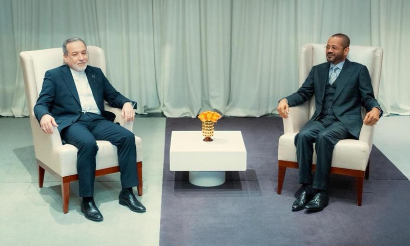 Omani Foreign Minister Sayyid Badr bin Hamad bin Hamood Albusaidi (R) meets with Iranian counterpart Seyed Abbas Araghchi in Geneva, Switzerland, Feb. 16, 2026. (Ministry of Information in Oman/Handout via Xinhua)