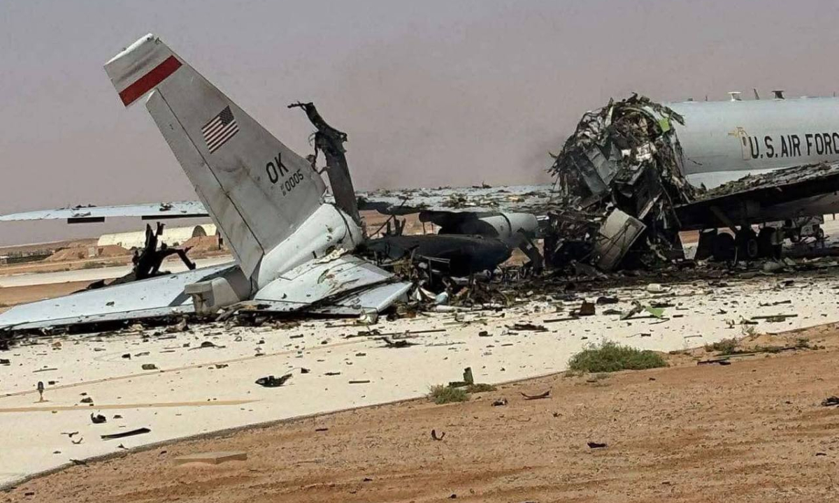 A US E-3 Sentry AWAC is reportedly destroyed in Iranian missile and drone strikes at the Prince Sultan air base in Saudi Arabia on March 27, 2026. Photo: Screenshot from the X account of the Fars News Agency