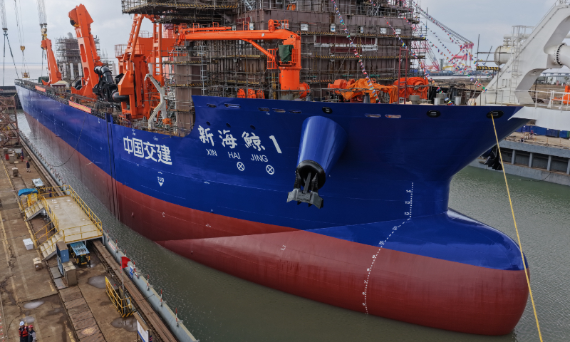Xin Hai Jing, China's first 25,000-cubic meter-class dredger with distributed in-hull mud pumps, is successfully launched in Qidong, East China's Jiangsu Province, on March 6, 2026. The vessel has a dredging depth of up to 120 meters and it features major breakthroughs in design, core functions, and intelligent control. Photo: VCG