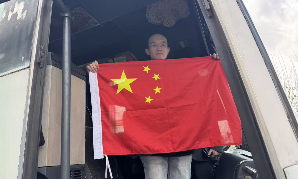 On March 2, Chinese citizens in Iran board buses departing from Tehran for the Astara border crossing.