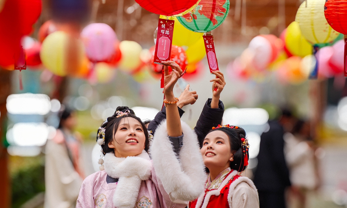 Residents of Huaibei, East China's Anhui Province, take part in a lantern riddle guessing contest on March 2, 2026. The Lantern Festival falls on March 3 this year. Photo: VCG