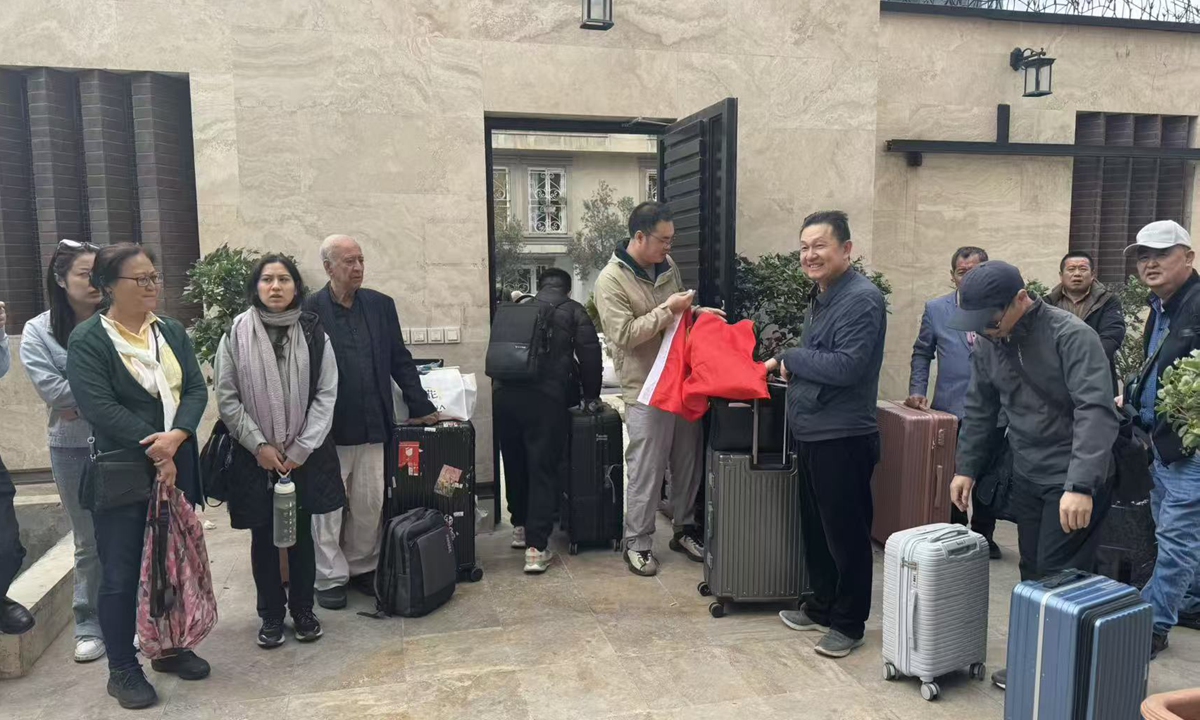 Chinese citizens in Iran gather in Tehran on March 2 while awaiting evacuation. All photos were provided by the Iran Federation of Chinese Organizations.
