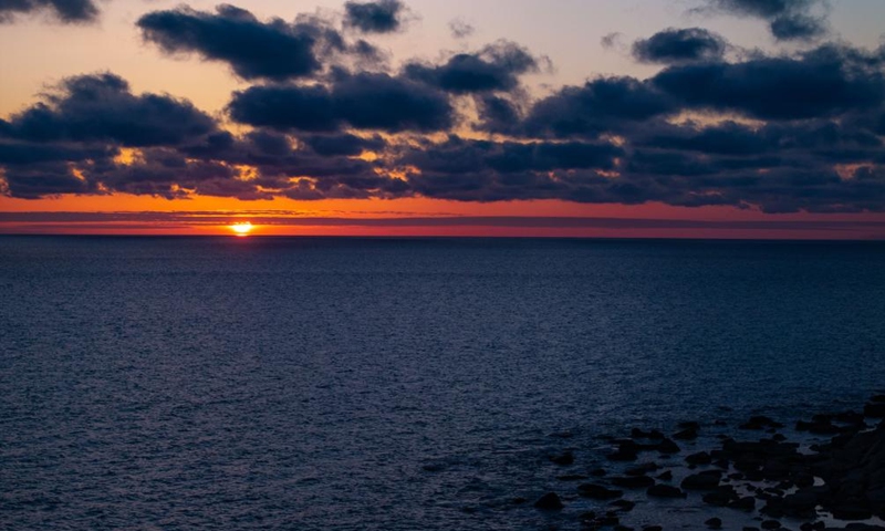 An aerial drone photo taken on March 10, 2026 shows a view of the Caspian Sea at sunset in Aktau, Kazakhstan. Photo: Xinhua