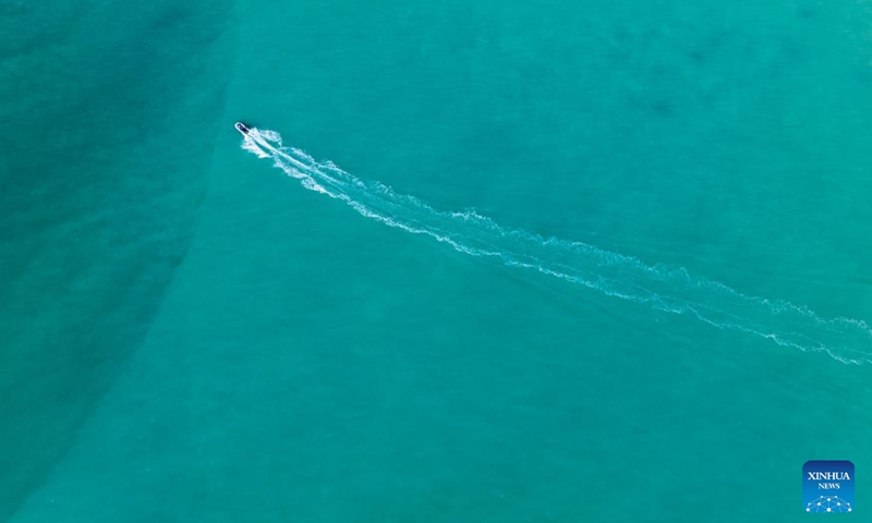 An aerial drone photo taken on March 10, 2026 shows a coast scenery of the Caspian Sea in Aktau, Kazakhstan. Photo: Xinhua