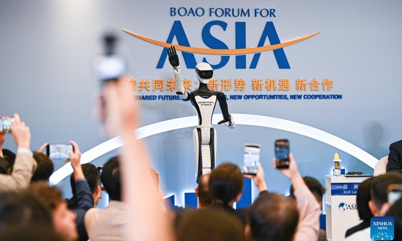 A robot is pictured during the Boao Forum for Asia (BFA) Annual Conference 2026 in south China's Hainan Province, March 25, 2026.

A number of intelligent robots appear at the Boao Forum for Asia (BFA) Annual Conference 2026, empowering the forum with cutting-edge technology. (Xinhua/Pu Xiaoxu)