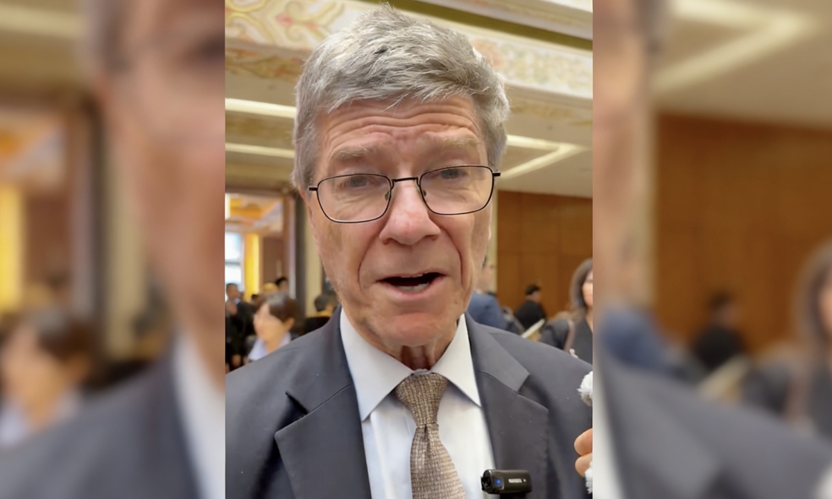 Prominent American scholar Jeffrey Sachs speaks with the Global Times on the sidelines of 2026 China Development Forum which takes place from March 22 to 23, 2026, in Beijing. Photo: Chen Qingqing/GT 