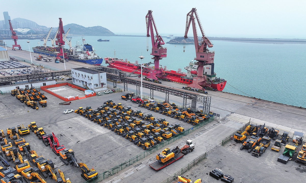 globaltimes.cn - GT staff reporters - China's construction machinery exports surge 33% in Jan-Feb