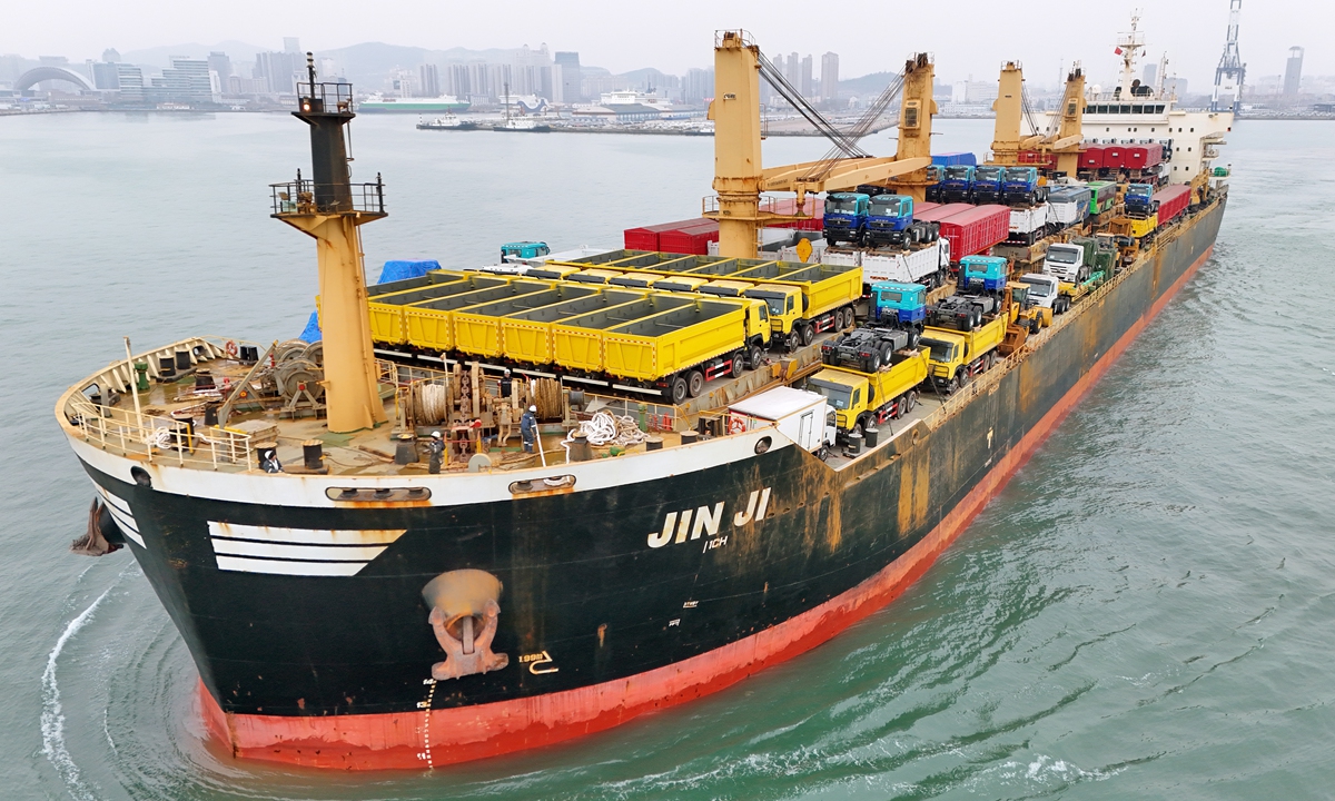 A China-Africa liner, loaded with Chinese-made vehicles, departs from Yantai Port in East China's Shandong Province for C?te d'Ivoire in Africa on January 14, 2026. Photo: VCG