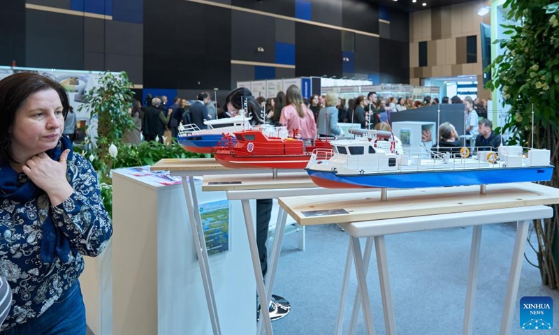 A model of a vessel designed to handle oil spills is exhibited at the Ecology of a Big City international environmental forum in St. Petersburg, Russia, March 24, 2026. The forum kicked off here on Tuesday, attracting more than 6,000 participants. (Photo by Guo Feizhou/Xinhua)

