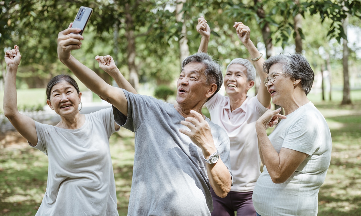 Vital elderly people Photo: VCG