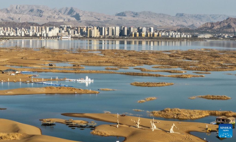 An aerial drone photo taken on March 25, 2026 shows a view of Wuhai Lake in Wuhai City, north China's Inner Mongolia Autonomous Region.

Wuhai Lake, one of Inner Mongolia's major lakes, covers an area of 118 square kilometers. (Xinhua/Lian Zhen)