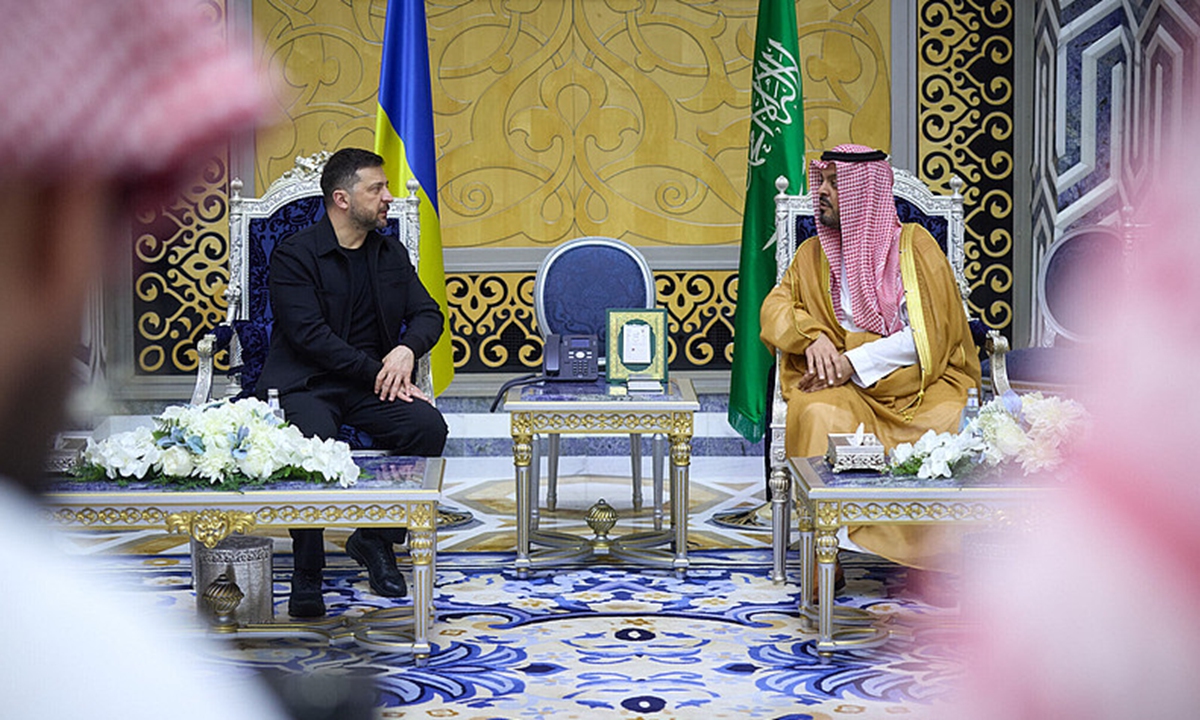 Saudi Crown Prince and Prime Minister Mohammed bin Salman Al Saud meets with Ukrainian President Volodymyr Zelensky in Jeddah on March 27, 2026. Photo: VCG