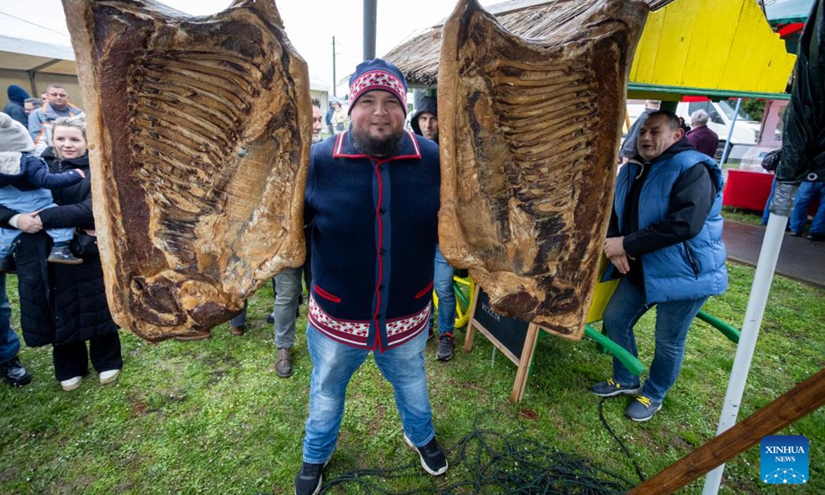 A traditional Karanac Spring Fair is held in the Baranja ethno-village of Karanac, Croatia, on March 29, 2026.

The fair gathered numerous visitors from across the region who came to enjoy traditional food, local products, and a vibrant cultural program. (Davor Javorovic/PIXSELL via Xinhua)
