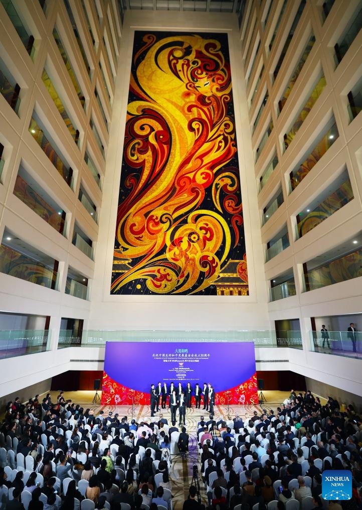 The Whiffenpoofs a cappella choir of Yale University performs in Beijing, capital of China, March 31, 2026. (Xinhua/Lu Ye)