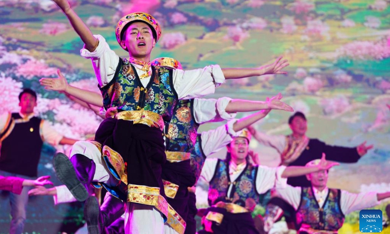 People perform at the opening ceremony of a peach blossom tourism and cultural festival in Nyingchi, southwest China's Xizang Autonomous Region, April 3, 2026. A peach blossom tourism and cultural festival kicked off in Nyingchi on Friday. More than 20 activities are scheduled to be held during the event. (Xinhua/Tenzin Nyida)