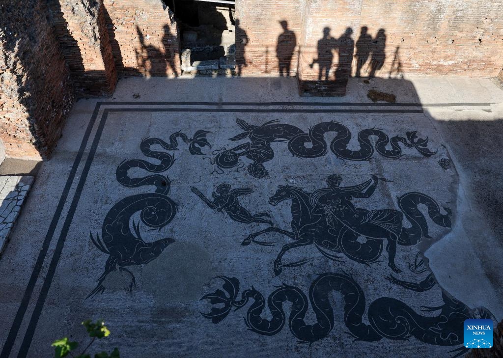People visit the Archaeological Park of Ostia Antica in Rome, Italy, April 5, 2026. Most of the museums and state archaeological sites across Italy opened their doors for free on Sunday as part of the monthly Sunday at the Museum initiative. (Xinhua/Li Jing)