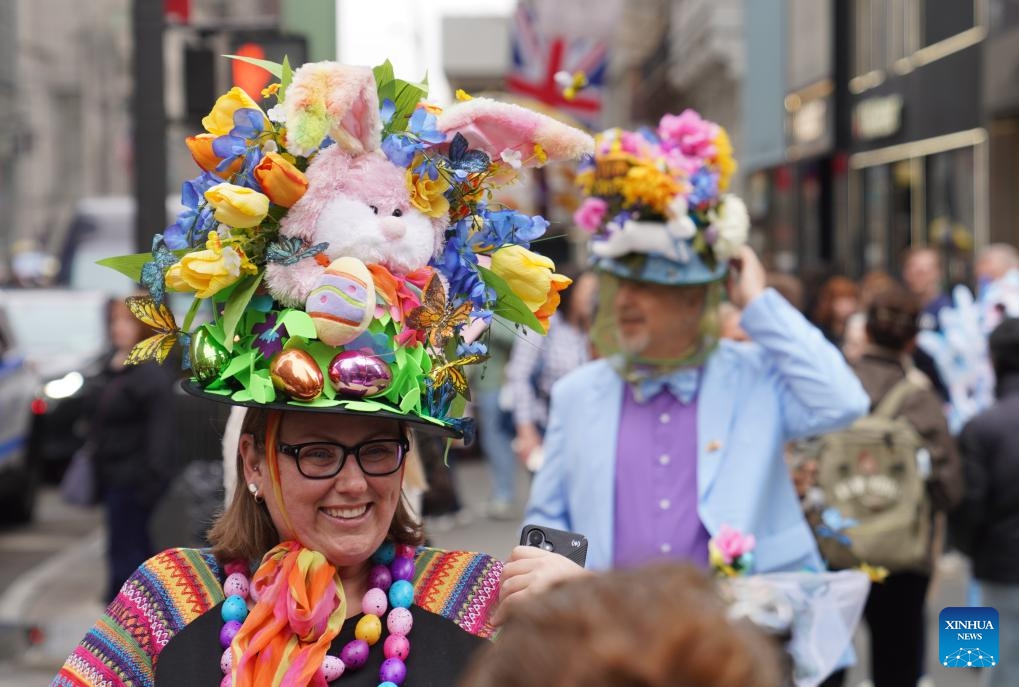 People attend the Easter Parade and Bonnet Festival in New York, the United States, on April 5, 2026. The annual Easter Parade and Bonnet Festival was held in New York City on Sunday, attracting thousands of visitors to see extravagant, hand-crafted hats to celebrate Easter and greet spring. (Xinhua/Zhang Fengguo)