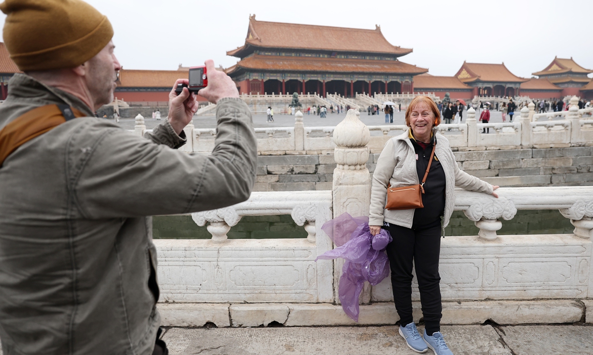 Olga Soltes (right), a US participant in the historic 