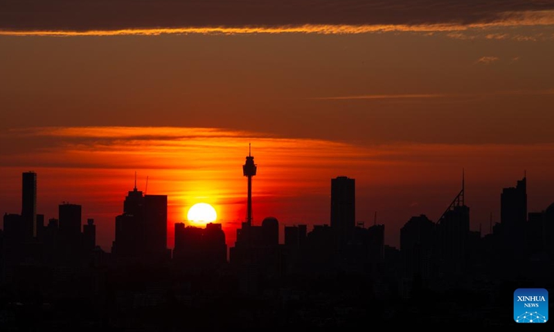 This photo taken on Sept. 25, 2025 shows a view of the skyline at sunset in Sydney, Australia. (Xinhua/Ma Ping)