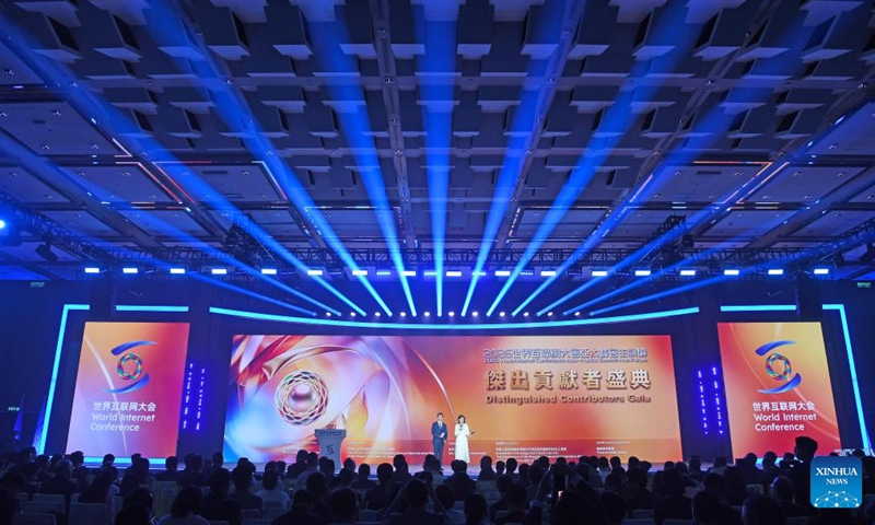 This photo taken on April 13, 2026 shows a scene at the Distinguished Contributors Gala held during the 2026 World Internet Conference Asia-Pacific Summit in Hong Kong, south China. The two-day 2026 summit opened on Monday in Hong Kong, convening policymakers, digital industry leaders and scholars from some 50 countries and regions for a cohesive digital strategy in building a community with shared future in cyberspace. (Xinhua/Chen Duo)