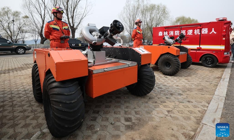 Fire extinguishing devices are seen during a fire drill in Shenyang, northeast China's Liaoning Province, April 14, 2026. The drill was conducted on Tuesday to enhance the local emergency workers' preparedness for forest fires, which are prone in spring. (Xinhua/Pan Yulong)


