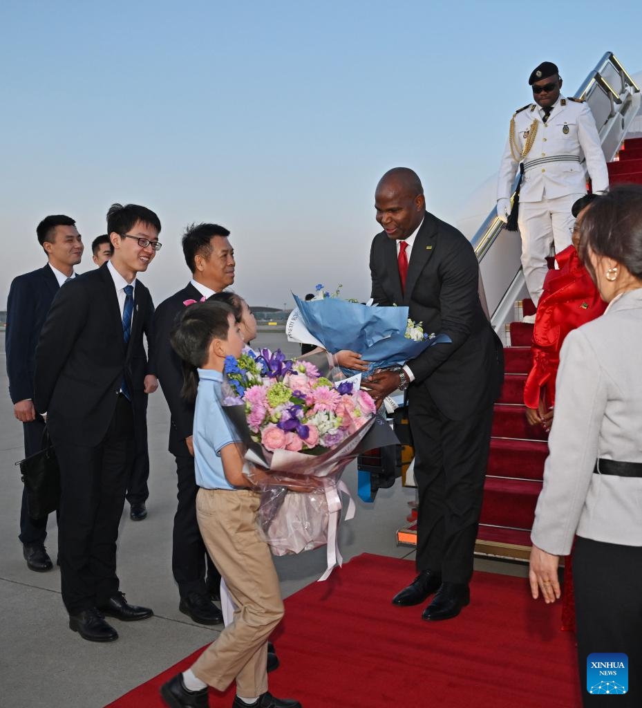 President of the Republic of Mozambique Daniel Francisco Chapo arrives in Beijing, capital of China, during his state visit, on April 20, 2026. Chapo arrived in Beijing after he visited Hunan and Qinghai provinces. (Xinhua/Cai Yang)

