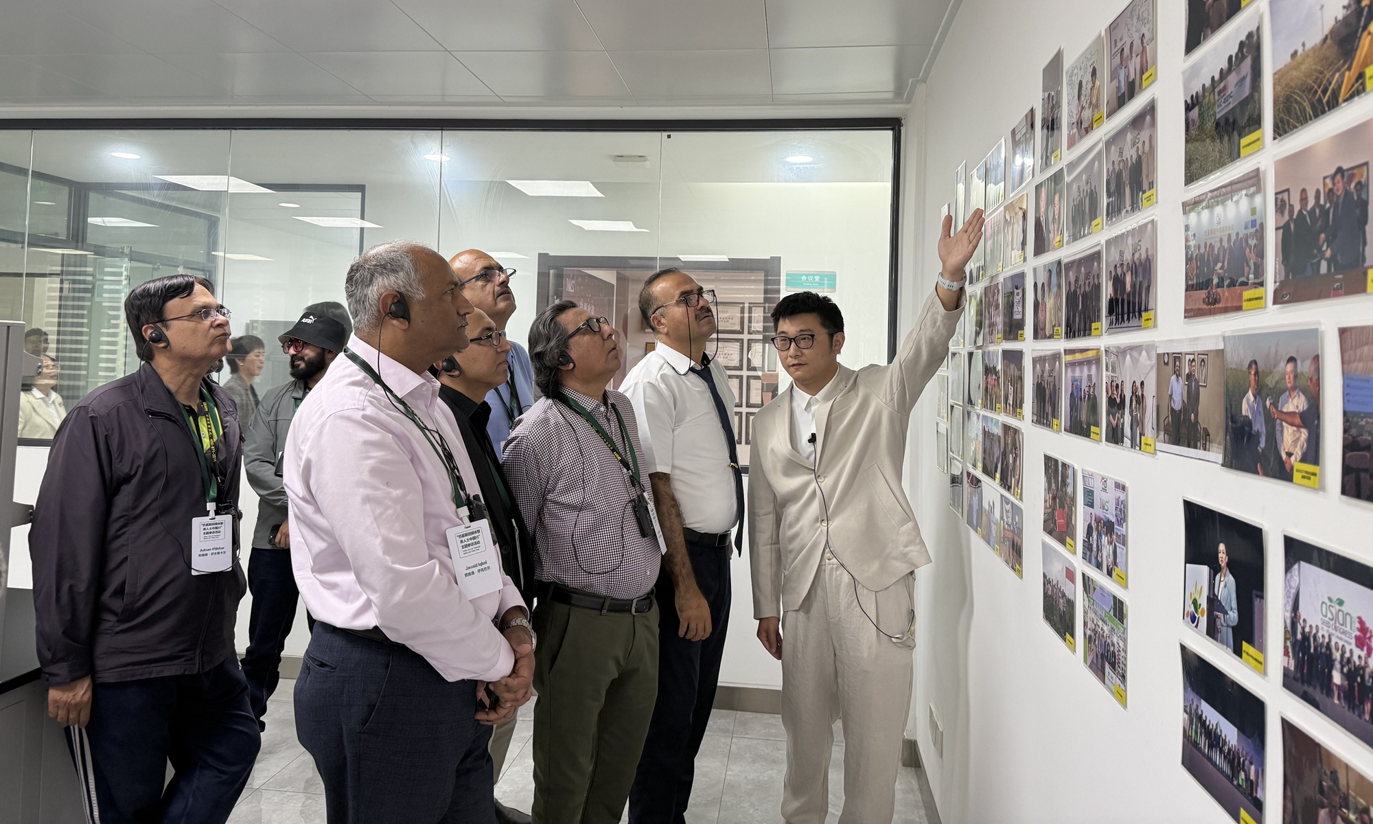 A delegation of Pakistani media representatives and think tank scholars visits Wuhan Qingfa Hesheng Agricultural Development Co., Ltd in Wuhan, central China's Hubei Province, on April 24, 2026. Photo: Ma Ruiqian