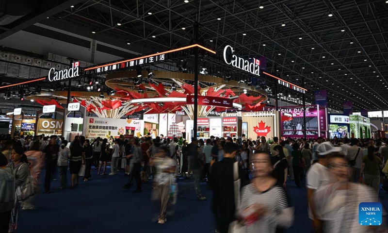 This photo taken on April 16, 2026 shows a view of the pavilion of Canada, guest of honor of the sixth China International Consumer Products Expo (CICPE), in Haikou, south China's Hainan Province. 