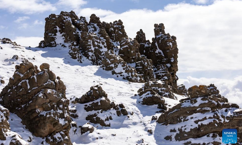 This photo taken on April 10, 2026 shows a view pictured at the Bamoqongzong extinct volcanic cluster area in the Changtang National Nature Reserve, southwest China's Xizang Autonomous Region. The Bamoqongzong extinct volcanic cluster is located deep within the Changtang National Nature Reserve, at an average elevation of approximately 5,000 meters. (Xinhua/Jiang Fan)

