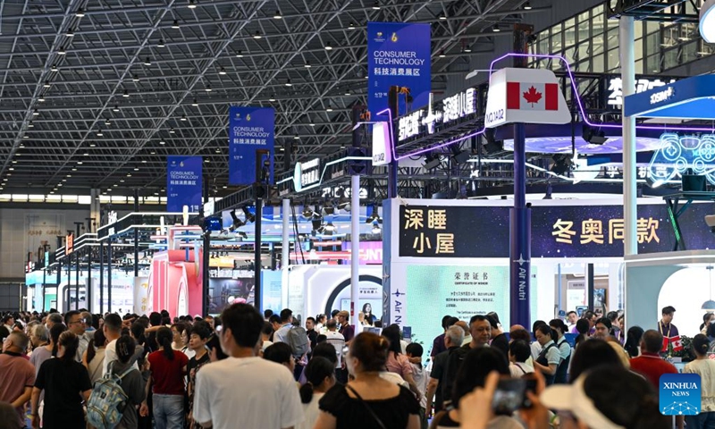 People visit the sixth China International Consumer Products Expo (CICPE) in Haikou, south China's Hainan Province, April 18, 2026. The sixth China International Consumer Products Expo (CICPE), a key gateway into China's vast consumer market and a platform for China to offer more quality consumer products to the rest of the world, concluded in the tropical island province of Hainan Saturday.

As a major event showcasing the Hainan Free Trade Port (FTP) after it fully launched island-wide special customs operations last December, this year's expo has led new consumption trends through innovation amid China's further opening-up efforts.

This year, the total exhibition area hit 143,000 square meters, an increase of 13,000 square meters compared to last year. The event attracted over 3,400 brands from more than 60 countries and regions, with international exhibits accounting for 65 percent of the total, up 20 percentage points from last year. Photo: Xinhua