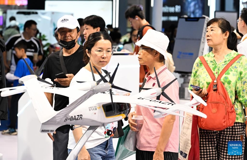 People visit the sixth China International Consumer Products Expo (CICPE) in Haikou, south China's Hainan Province, April 18, 2026. The sixth China International Consumer Products Expo (CICPE), a key gateway into China's vast consumer market and a platform for China to offer more quality consumer products to the rest of the world, concluded in the tropical island province of Hainan Saturday. Photo: Xinhua