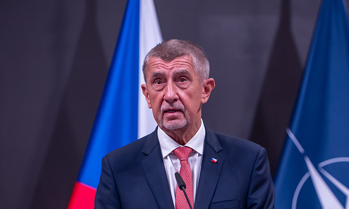 Czech Prime Minister Andrej Babis speaks to the media during a press conference on April 16, 2026. Photo: VCG