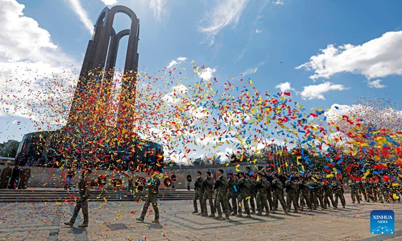 Soldiers march in front of the Tomb of Unknown Soldier during a ceremony marking Romania's Land Forces Day in Bucharest, Romania, April 23, 2026. Photo: Xinhua