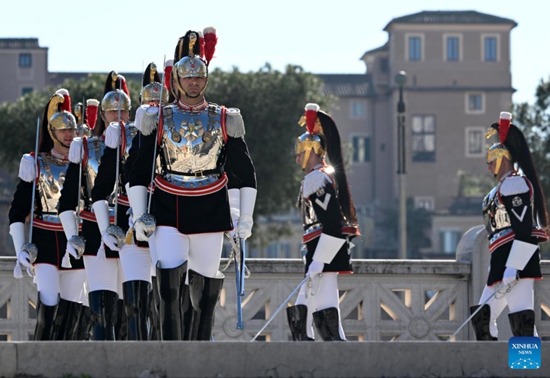 Italian presidential honor guards participate in a ceremony to mark Italy's Liberation Day at the Vittoriano Monument in Rome, Italy, on April 25, 2026. Italy marked the 81st anniversary of its liberation from fascism on Saturday. (Photo by Alberto Lingria/Xinhua)