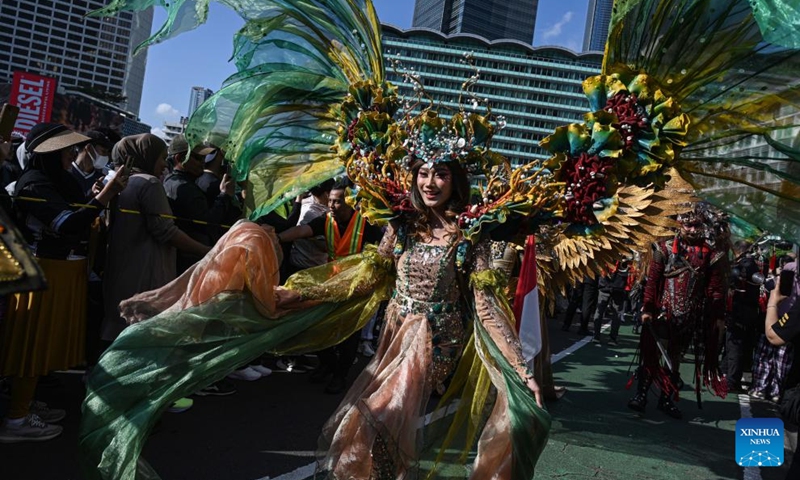 Dancers participate in a cultural event to welcome International Dance Day in Jakarta, Indonesia, April 26, 2026. (Xinhua/Agung Kuncahya B.)